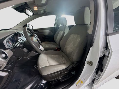 Used 2020 Chevrolet Sonic LT image 22