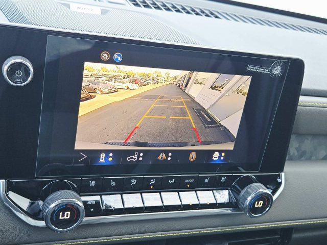 New 2026 Chevrolet Colorado ZR2 w/ Technology Package AWD/4WD image 27