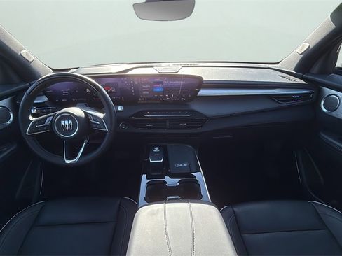 Used 2025 Buick Enclave Avenir w/ Super Cruise Package image 19