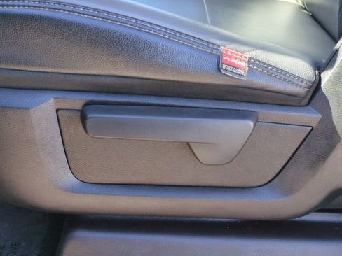 Used 2020 RAM 2500 Tradesman w/ Protection Group image 12