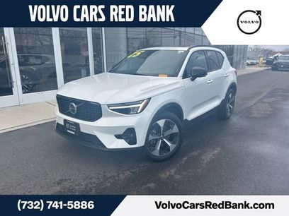 Used 2025 Volvo XC40 B5 Plus