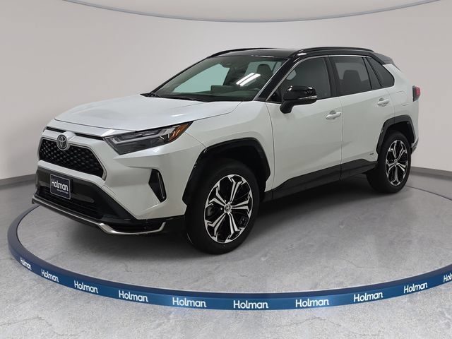Certified 2025 Toyota RAV4 XSE w/ Weather Package AWD/4WD image 1