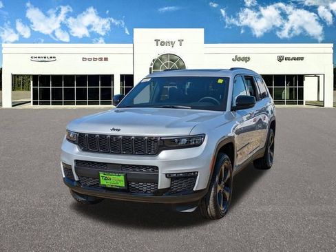 New 2025 Jeep Grand Cherokee L Limited w/ Luxury Tech Group II AWD/4WD image 3