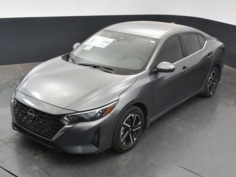 Used 2024 Nissan Sentra SV w/ Trunk Package image 23