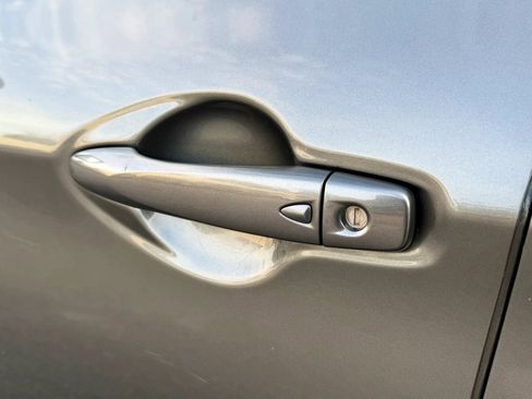 Used 2018 Nissan Rogue Sport SV w/ SV All-Weather Package image 17