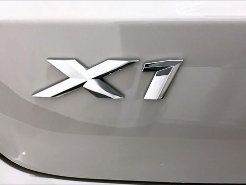 Used 2026 BMW X1 xDrive28i w/ Technology Package AWD/4WD image 9