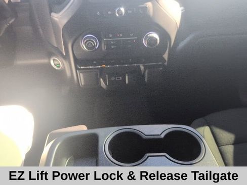 Used 2025 Chevrolet Silverado 1500 Custom Trail Boss w/ Turbomax Blackout Package image 6