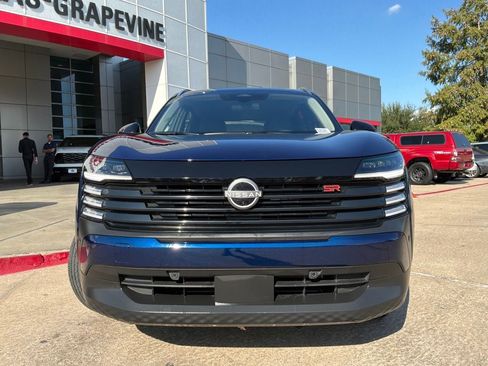 Used 2026 Nissan Kicks SR FWD image 3