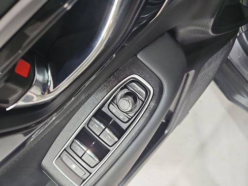 Certified 2025 Subaru Outback Touring AWD/4WD image 13