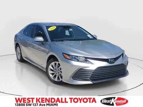 Used 2024 Toyota Camry LE FWD image 1
