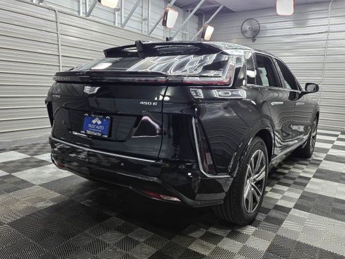 Used 2024 Cadillac Lyriq Luxury RWD image 6
