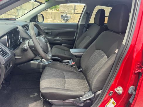 Used 2024 Mitsubishi Outlander Sport AWD image 16