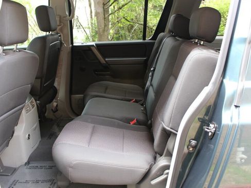 Used 2004 Nissan Armada SE w/ (BOS) Bose Pkg AWD/4WD image 13