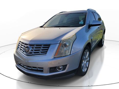 Used 2013 Cadillac SRX Performance FWD image 3