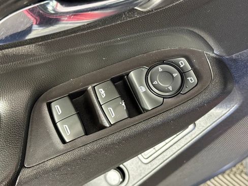 Used 2019 Chevrolet Equinox Premier AWD/4WD image 33
