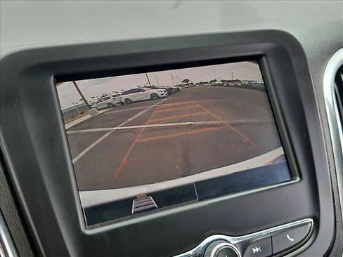 Used 2024 Chevrolet Equinox LT FWD image 20