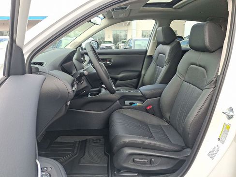 New 2026 Honda HR-V EX-L image 6