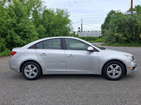 Used 2015 Chevrolet Cruze LT FWD image 7