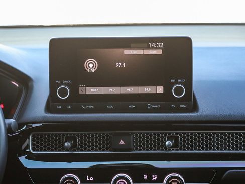 Used 2023 Honda Civic Sport image 14