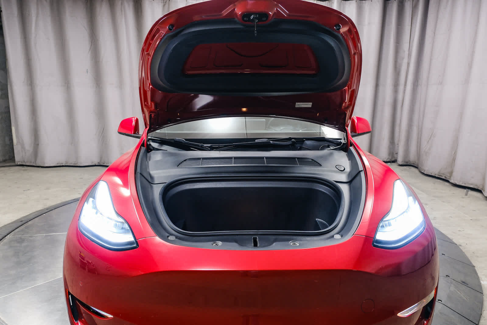 Used 2022 Tesla Model Y Long Range AWD/4WD image 31