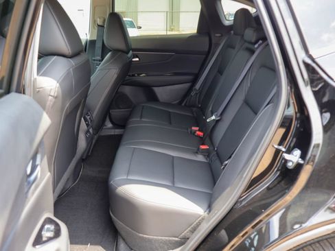 New 2026 Nissan Murano SV AWD/4WD image 8
