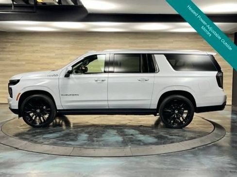 Used 2026 Chevrolet Suburban High Country AWD/4WD image 29