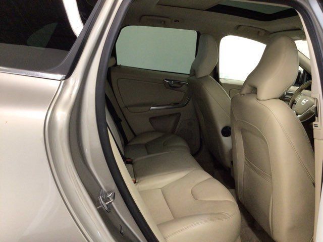 Used 2015 Volvo XC60 T5 Platinum AWD/4WD image 14