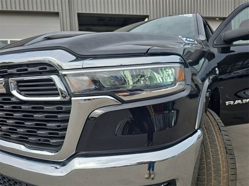New 2026 RAM 1500 4x4 Crew Cab image 29