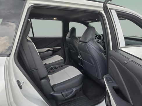 New 2026 Lexus TX 500h AWD w/ Technology Package image 24