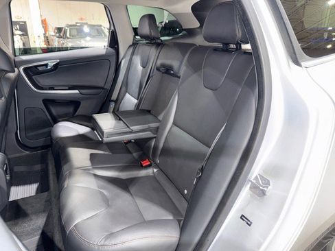 Used 2017 Volvo XC60 T6 Dynamic w/ Climate Package image 55