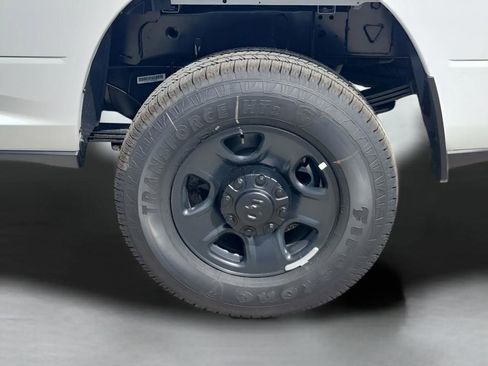 New 2026 RAM 3500 Tradesman AWD/4WD image 18
