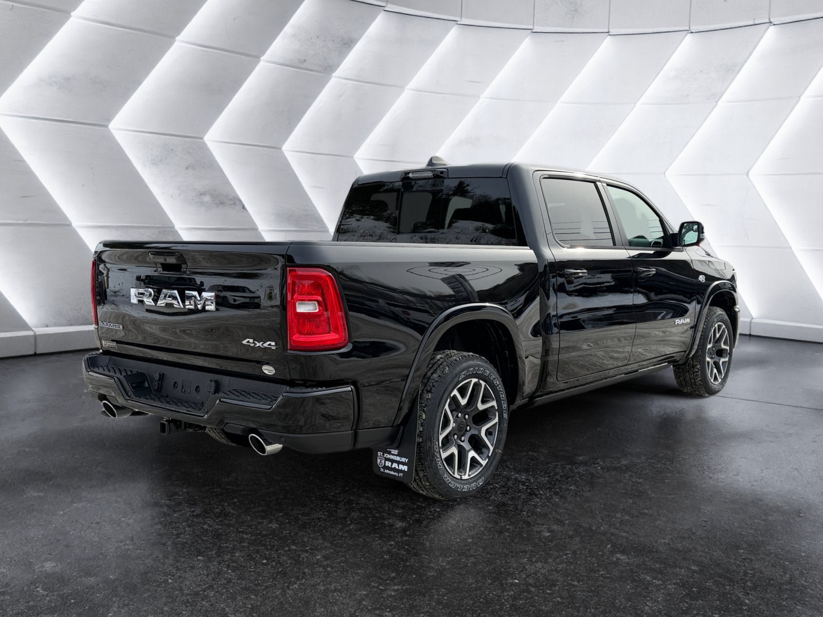 New 2026 RAM 1500 Laramie w/ Advanced Safety Group II AWD/4WD image 5