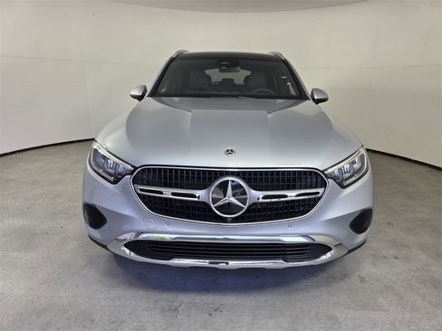 New 2026 Mercedes-Benz GLC 300 image 2