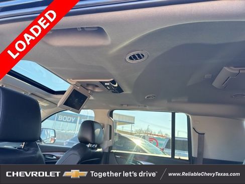 Used 2019 Cadillac Escalade ESV Premium Luxury image 15