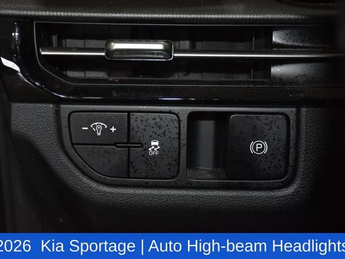Used 2026 Kia Sportage LX FWD image 9