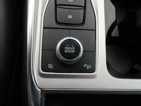 Certified 2023 Ford Explorer XLT w/ Equipment Group 202A AWD/4WD image 21