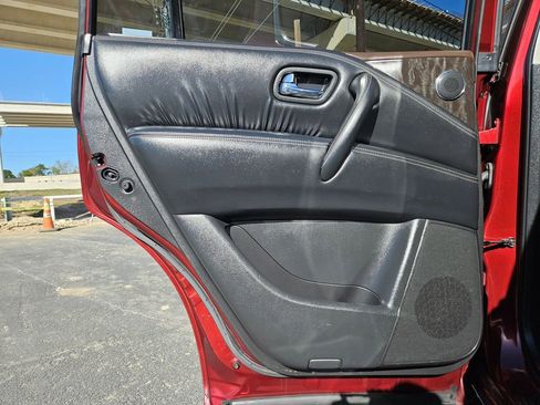 Used 2023 Nissan Armada Platinum w/ Captain's Chairs Package image 19