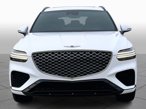 Used 2023 Genesis GV70 2.5T w/ Sport Prestige Package image 3