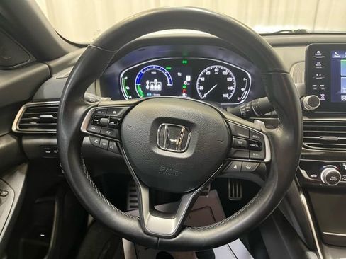 Used 2022 Honda Accord Sport image 19
