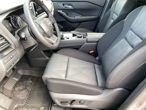 New 2026 Nissan Rogue SV image 10