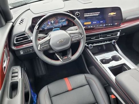 New 2026 Chevrolet Traverse RS image 24