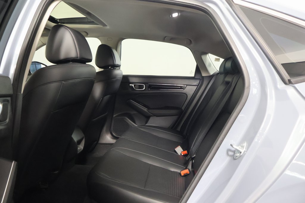 Used 2022 Honda Civic Touring image 11