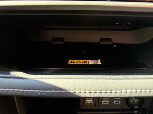 Used 2023 Toyota Highlander L image 23