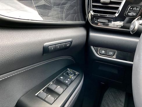 Used 2025 Lexus NX 250 FWD w/ Accessory Package (Z1) image 36