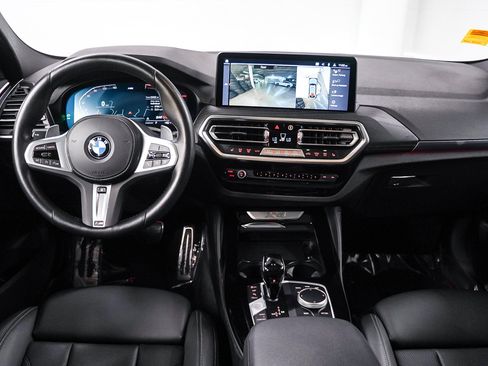 Used 2023 BMW X4 xDrive30i w/ M Sport Package AWD/4WD image 12