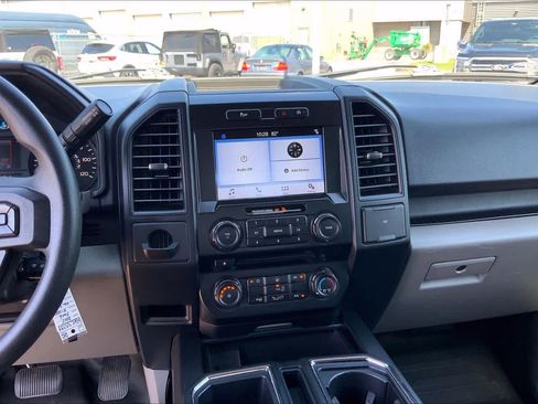 Used 2017 Ford F150 XL w/ Equipment Group 101A Mid RWD image 7