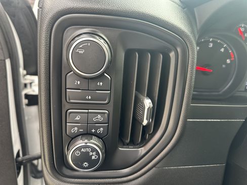 Used 2024 Chevrolet Silverado 2500 Custom w/ Custom Value Package AWD/4WD image 10