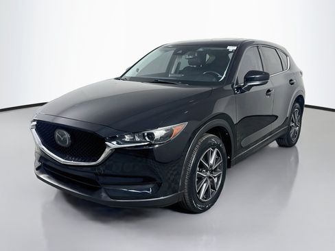 Used 2018 MAZDA CX-5 Touring w/ Preferred Equipment Package FWD image 4