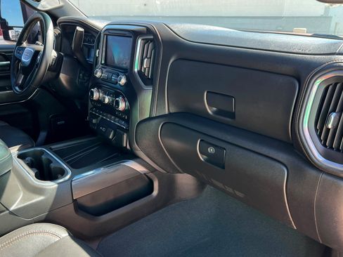 Used 2023 GMC Sierra 2500 AT4 w/ AT4 Preferred Package image 24