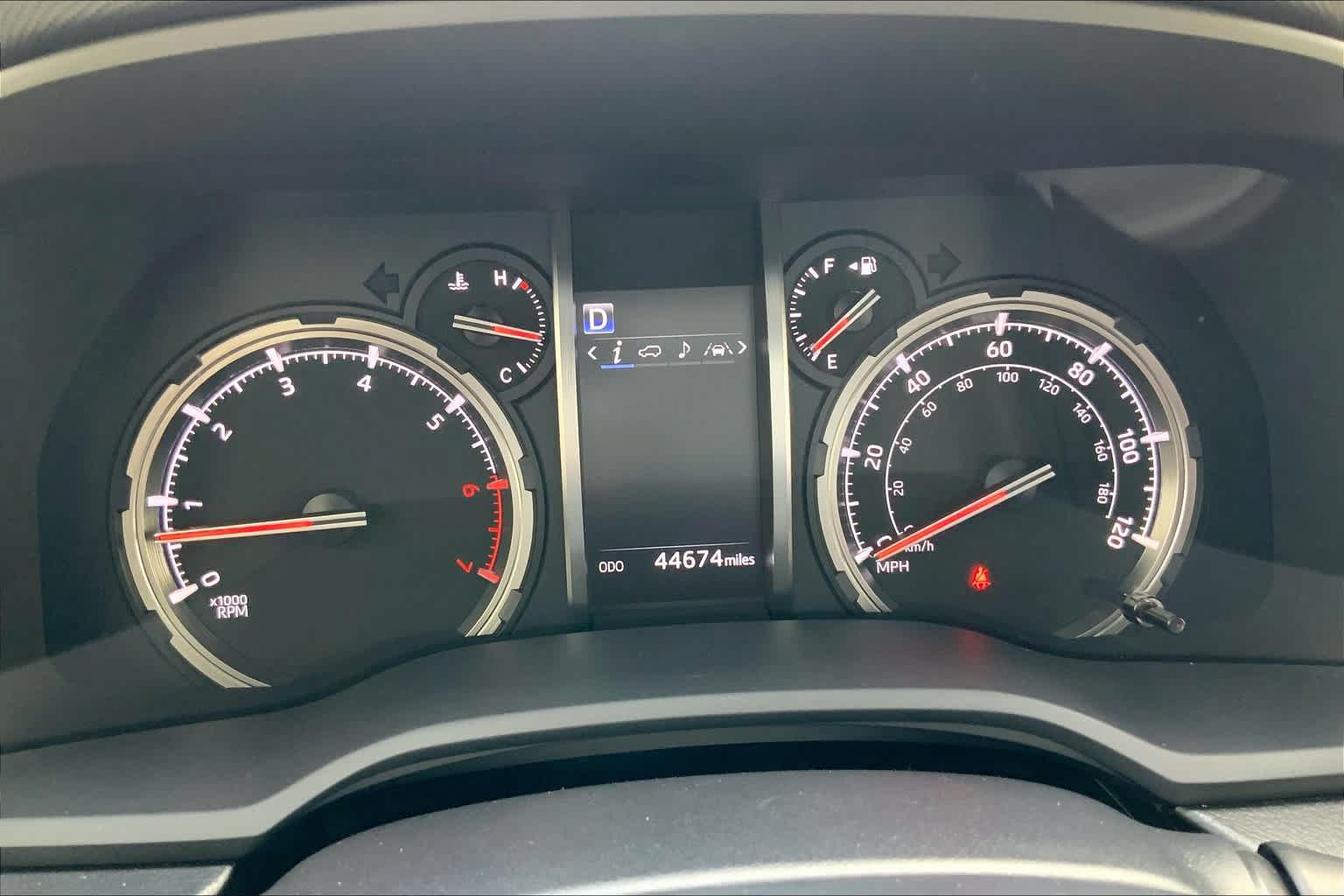 Used 2021 Toyota 4Runner TRD Off-Road AWD/4WD image 25